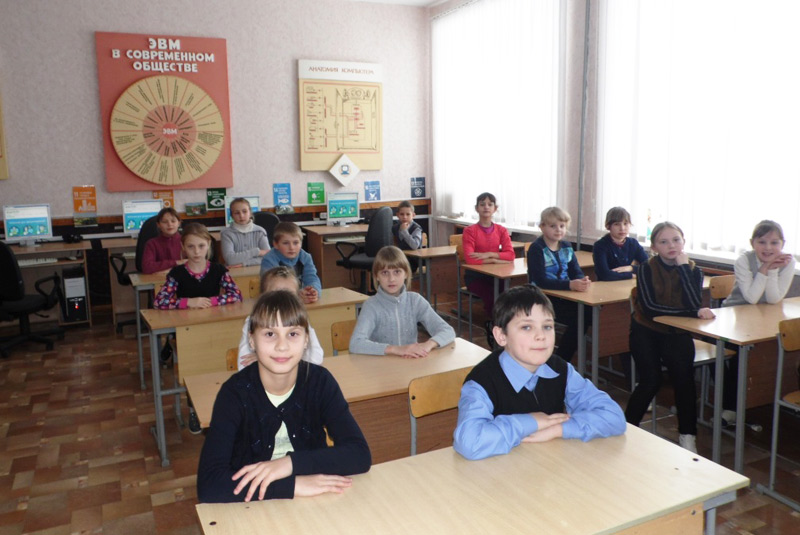 Международная акция «Час кода» 2017 прошла в школах Могилева и области