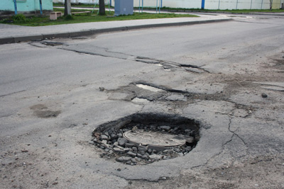 Ямы на дорогах Могилева: как возместить причинённый ущерб. Консультация юриста