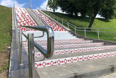 Лестница-вышиванка появилась в Могилеве. Фото