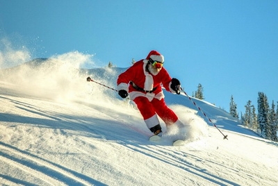 Лыжный забег Дедов Морозов в Могилеве
