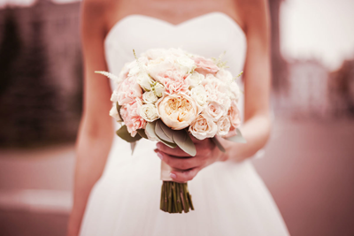 Свадебные секреты: букет невесты и оформление зала