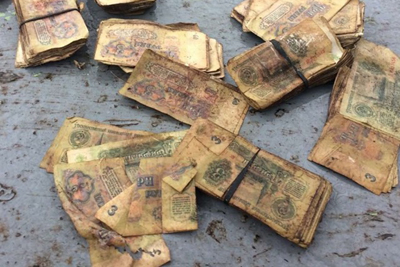 Чемодан, набитый деньгами, нашли во время субботника в Могилеве