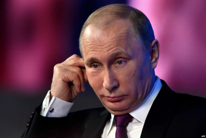 Путин заявил о прекращении в России "режима каникул"