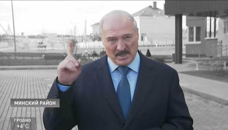 Лукашенко рассказал, что дал сигнал с Тихановским и "прихлопнул газпромовский банк"