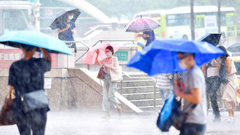 Тайфун Хагупит достиг Китая
