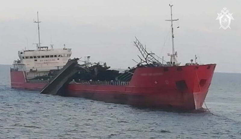Эксперт назвал возможную причину взрыва на танкере в Азовском море