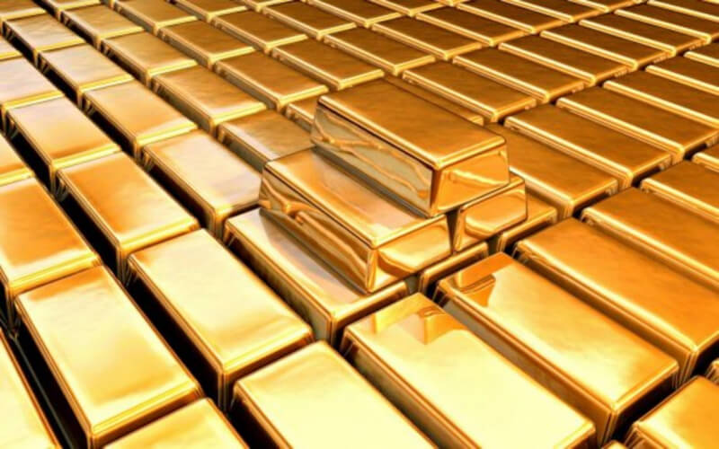 Центробанки начали продажу золотых резервов