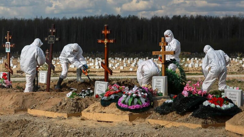 Смертность в России: количество смертей в октябре на треть выше прошлого года