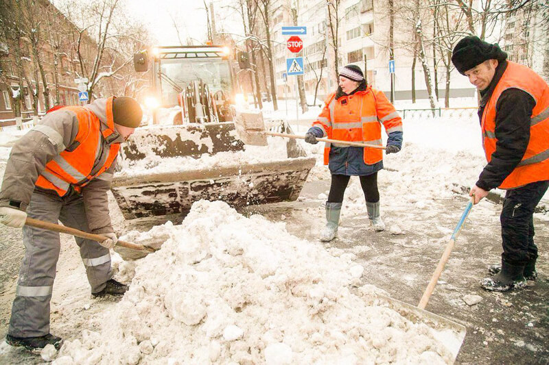Как проходит уборка снега в Могилёве