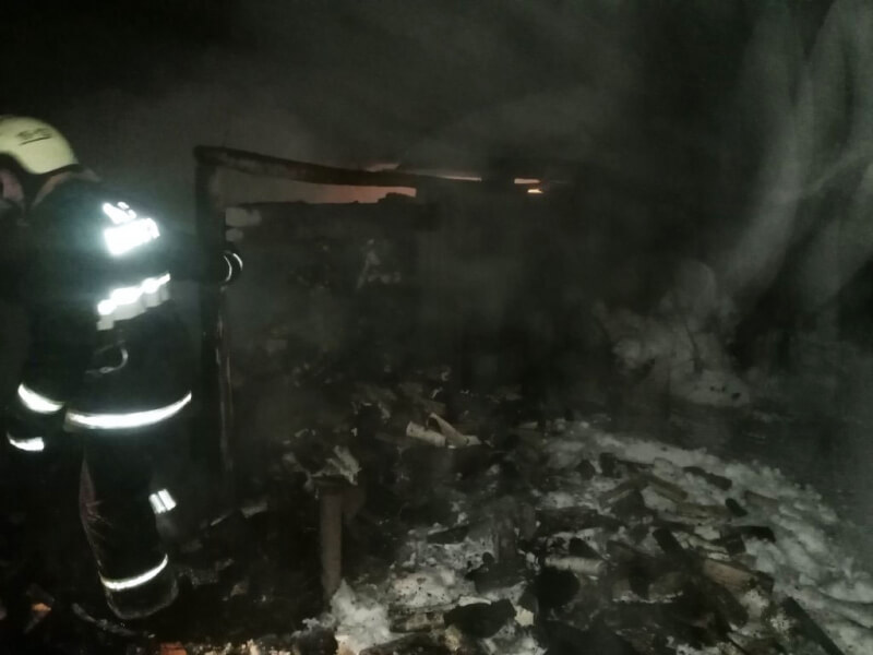 В аг Курманово на Могилевщине сгорел частный сарай с дровами