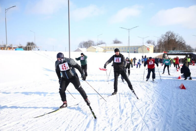 В "Могилевской лыжне 2021" победила команда Чаусского района