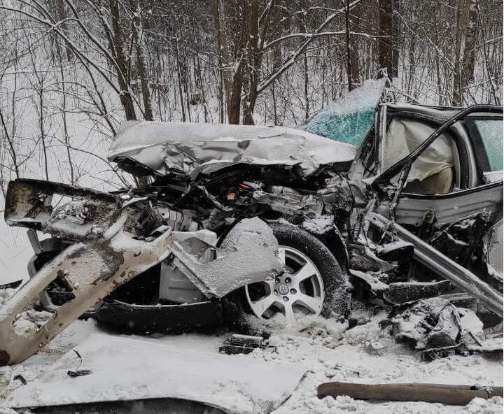 ДТП на Могилевщине: Спасатели деблокировали водителя из разбитой машины