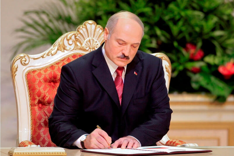 Молодых офицеров запаса призовут на службу по указу президента Беларуси