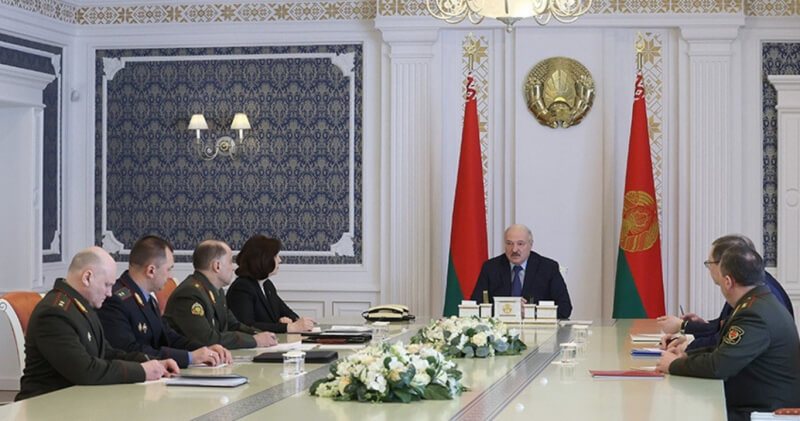 Лукашенко подчеркнул важность обеспечить спокойную и безопасную жизнь граждан
