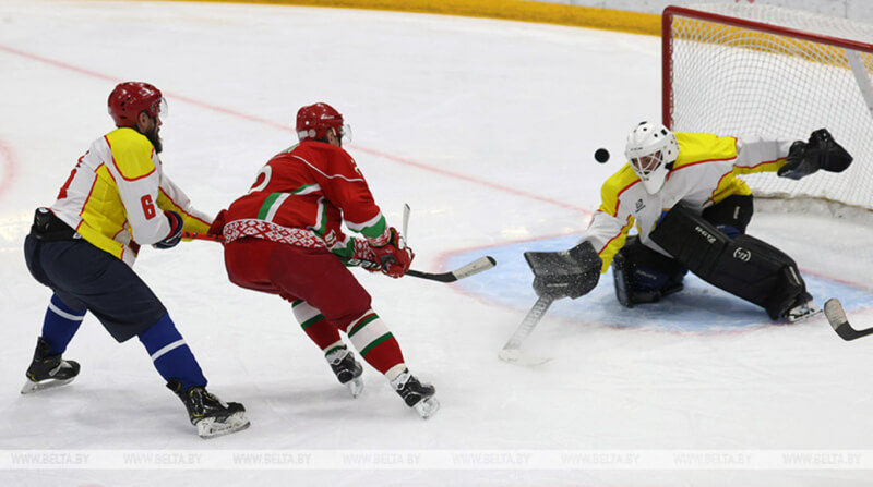Хоккейная команда Президента Беларуси выиграла первый матч финальной серии