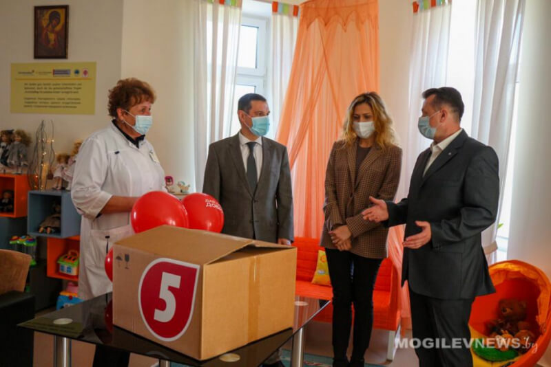 В Дом ребенка Могилева передали аппарат искусственной вентиляции легких