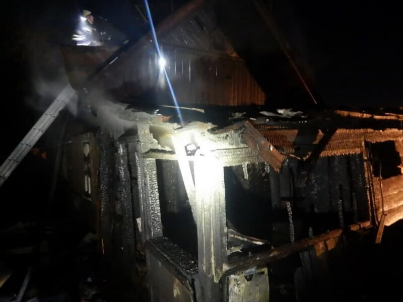 Частный дом по улице Локомобильной сгорел дотла ночью в Могилеве