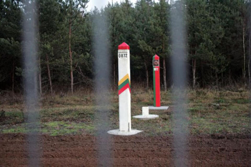 Литва предлагает установить сетчатый забор высотой в 4 м на границе с Беларусью