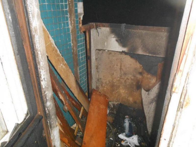 Брошенный окурок мог послужить причиной пожара в многоэтажке Могилева