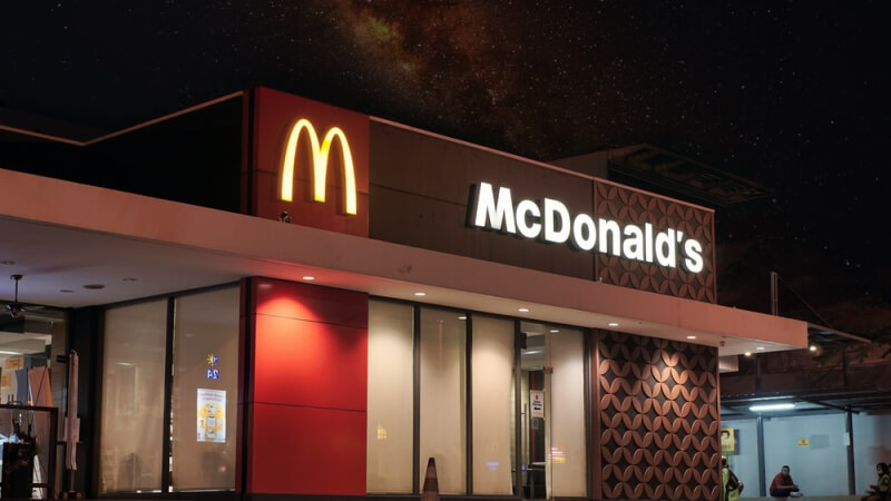 Бывшие рестораны mcdonald’s начали набирать сотрудников
