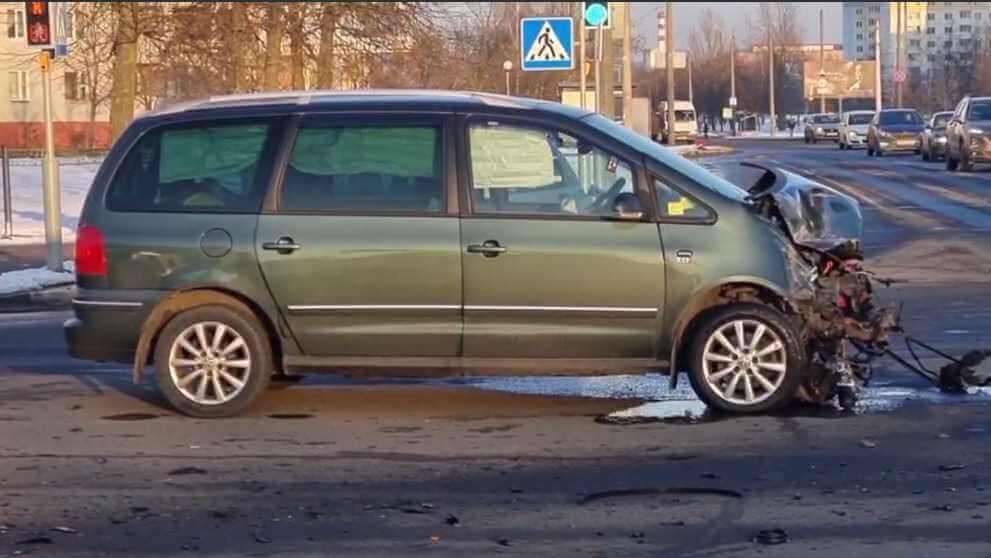 ДТП на перекрестке улиц Мовчанского и Терёхина обошлось без жертв