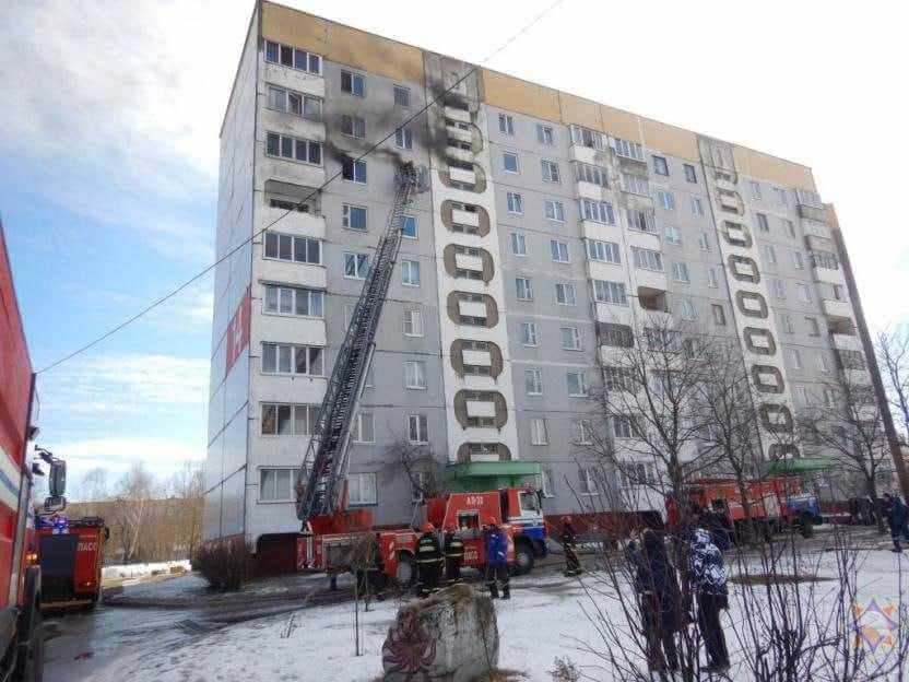 На пожаре по улице Фатина в Могилеве погибла пенсионерка, ее соседку спасли
