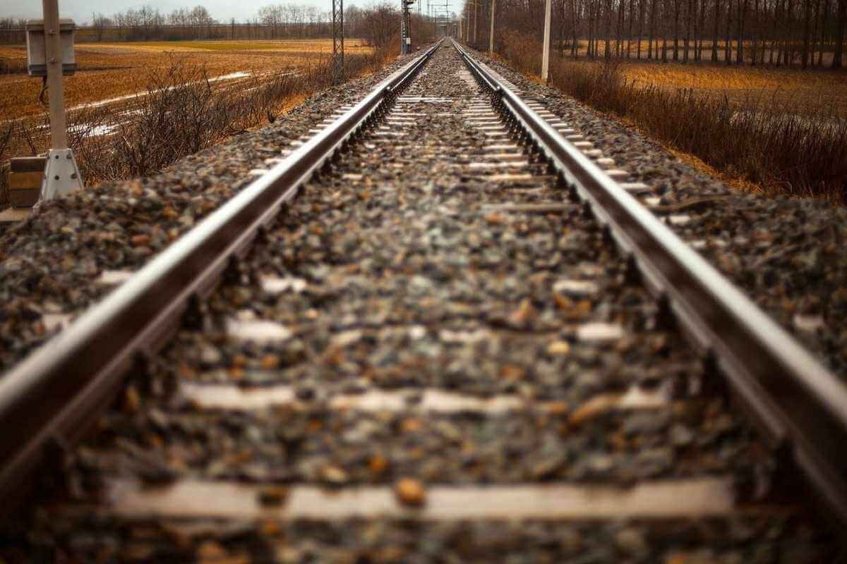 14-летний подросток погиб под колесами поезда в Смолевичах