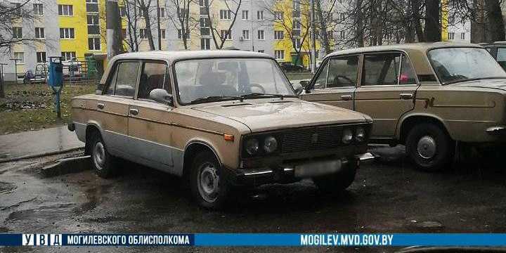 В Могилеве парни решили угнать машину и помочь девушке доехать до Минска
