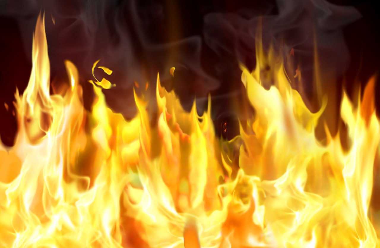В Горецком районе школьники нашли зажигалку и сожгли сарай