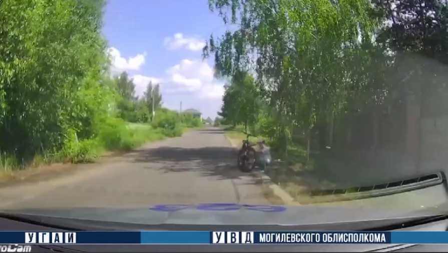 Госавтоинспекторы Могилева помогли юному велосипедисту на дороге