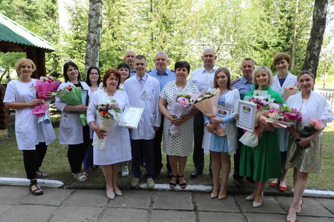 Руководство УВД Могилева поздравило врачей и с Днем медицинских работников