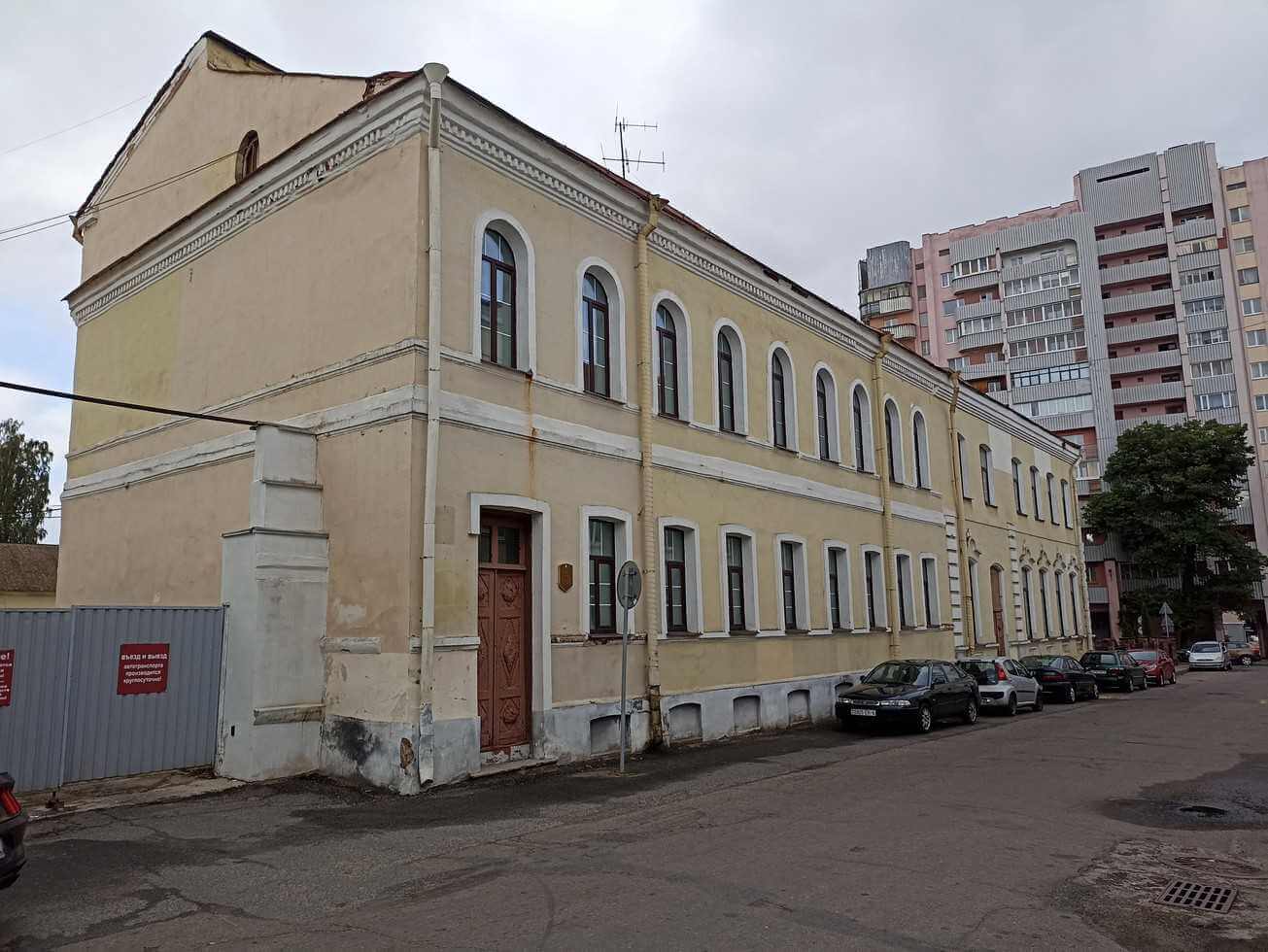 В Могилеве продается двухэтажное здание в центре города
