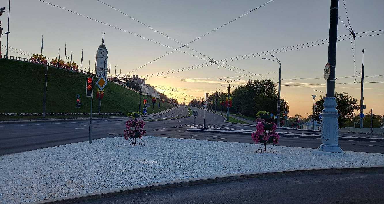 Мтгилев е Сити вечером