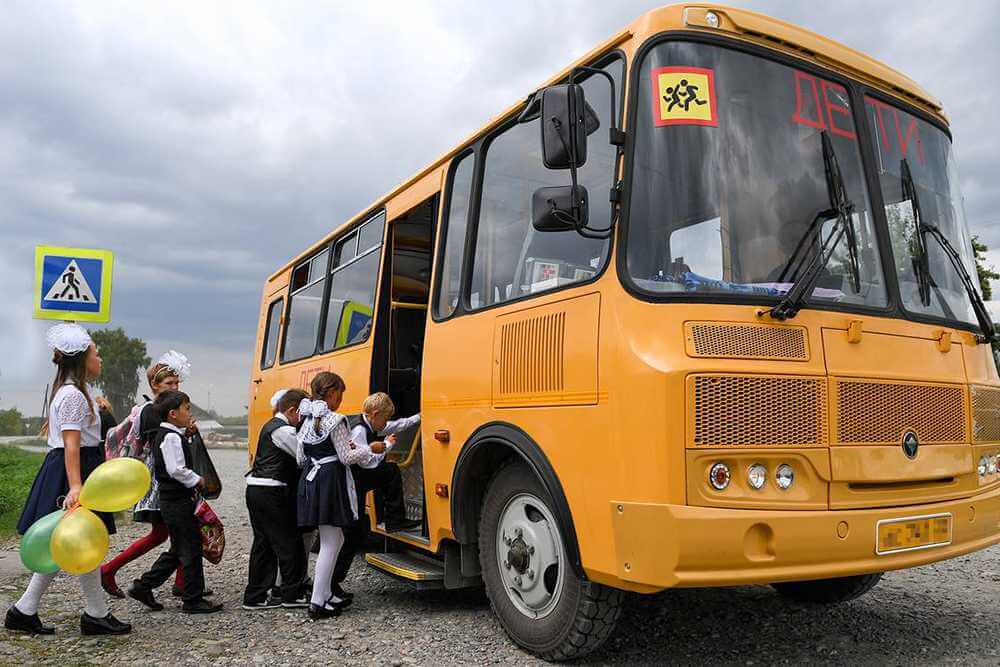 В Молодечненском районе в ДТП попал автобус с детьми