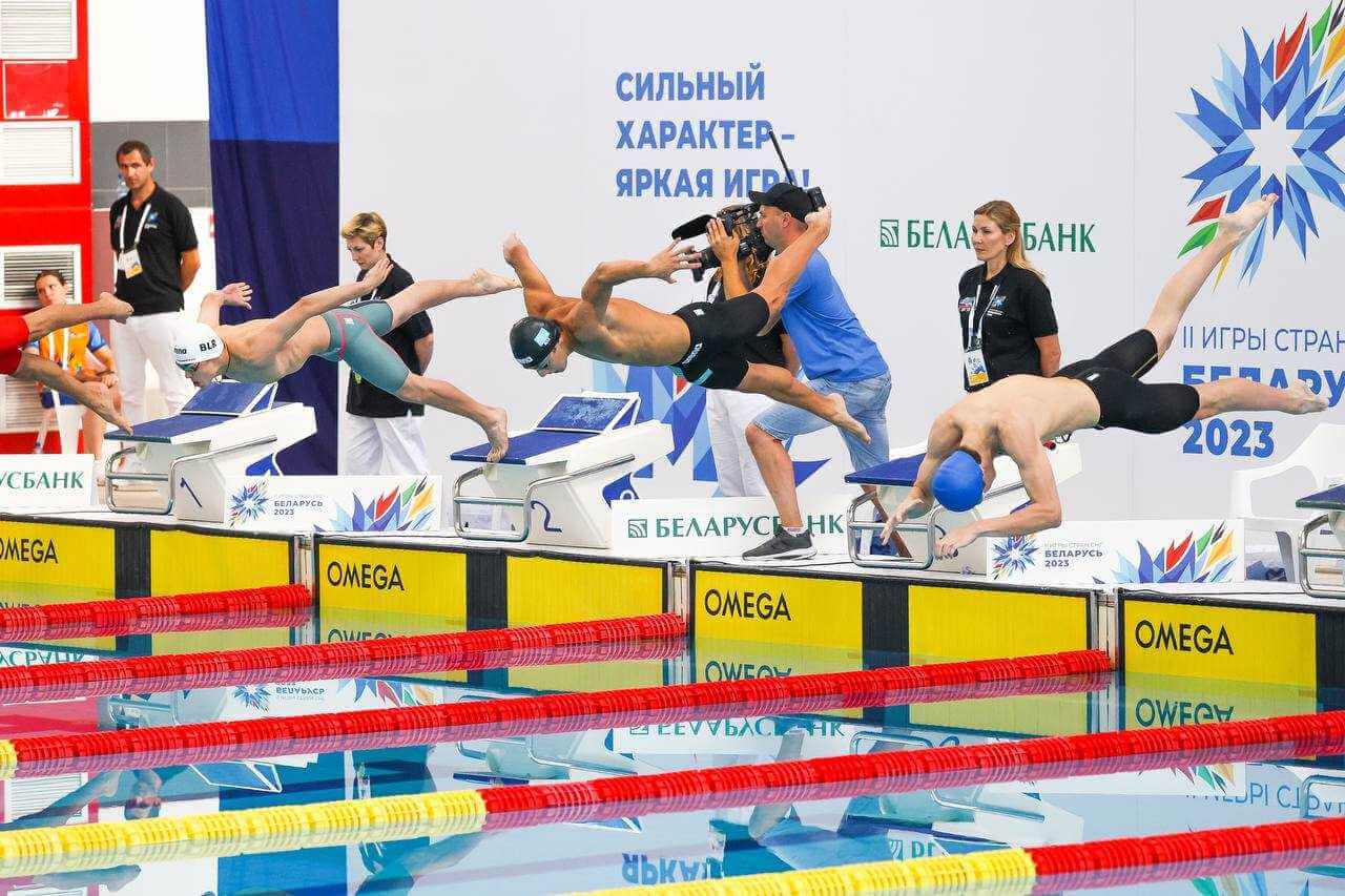 Плавание: Результаты предварительных заплывов заключительного дня соревнований в Могилеве