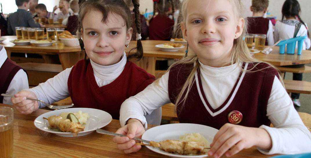 Министерство образования Беларуси запустило чат-бот по вопросам школьного питания