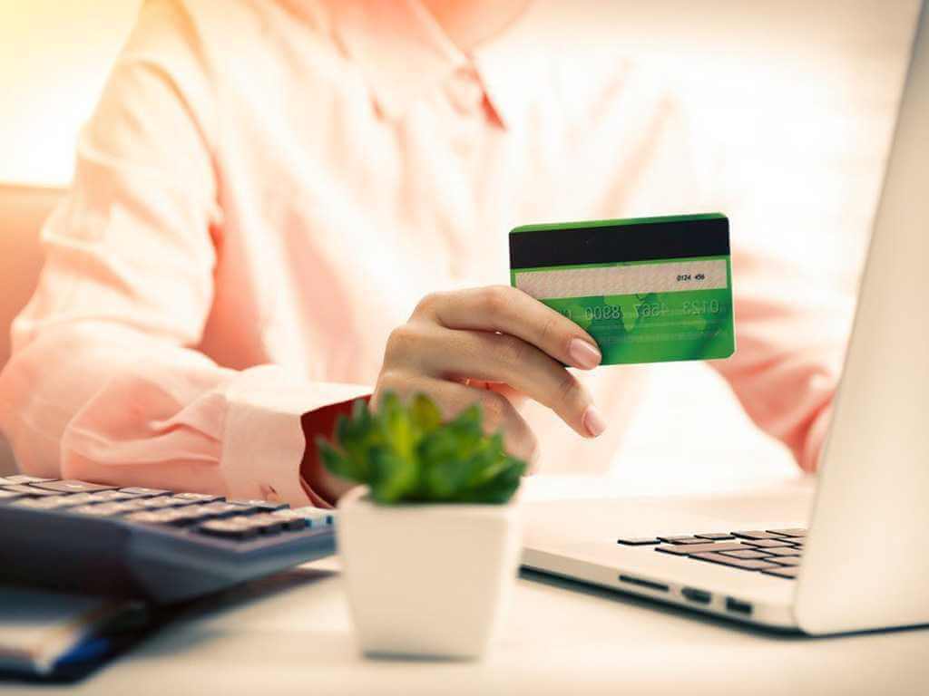 Преимущества онлайн кредитования. Почему стоит брать кредит онлайн