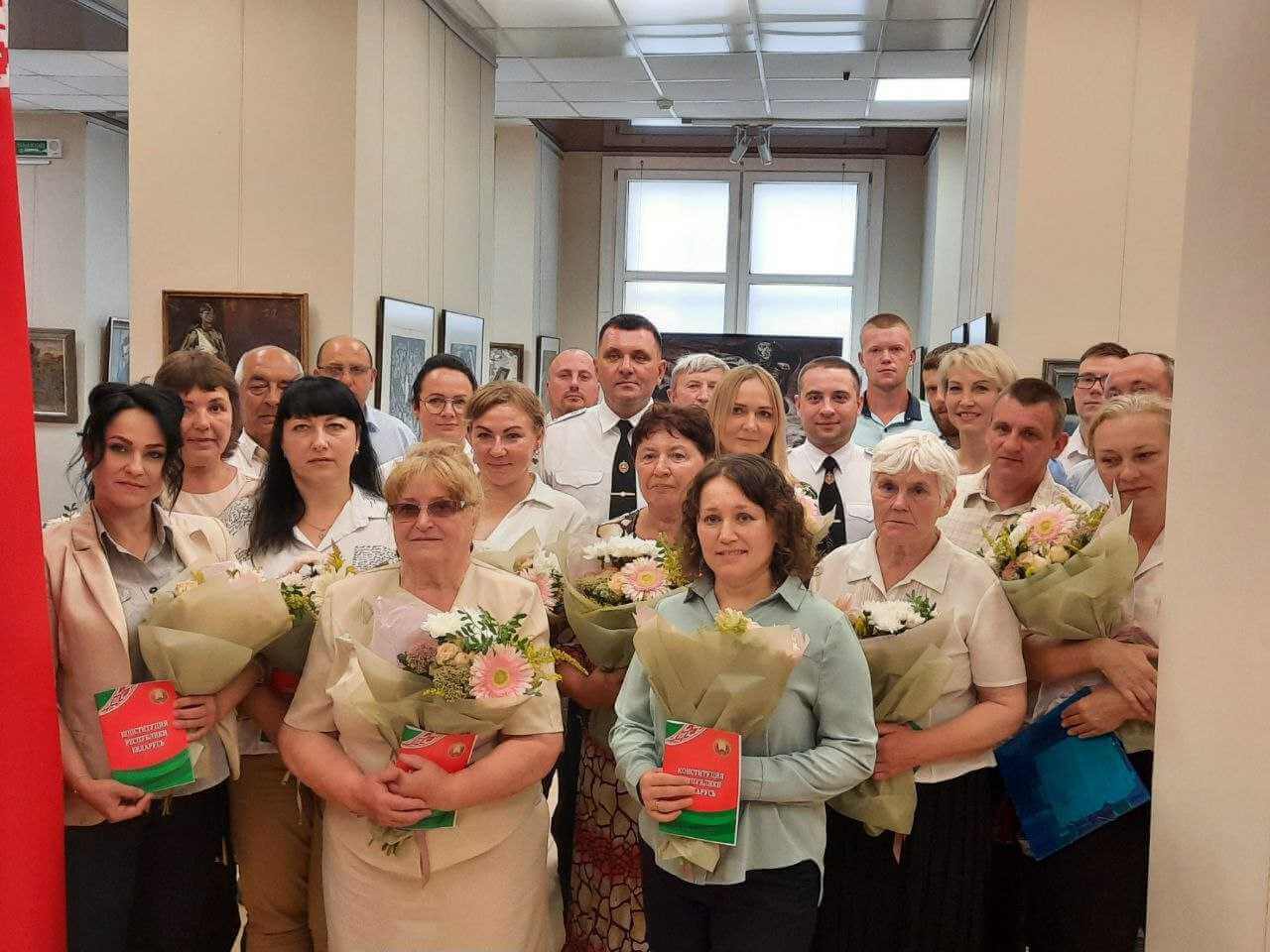10 иностранцев принесли Присягу для вступления в белорусское гражданство в Могилевской области