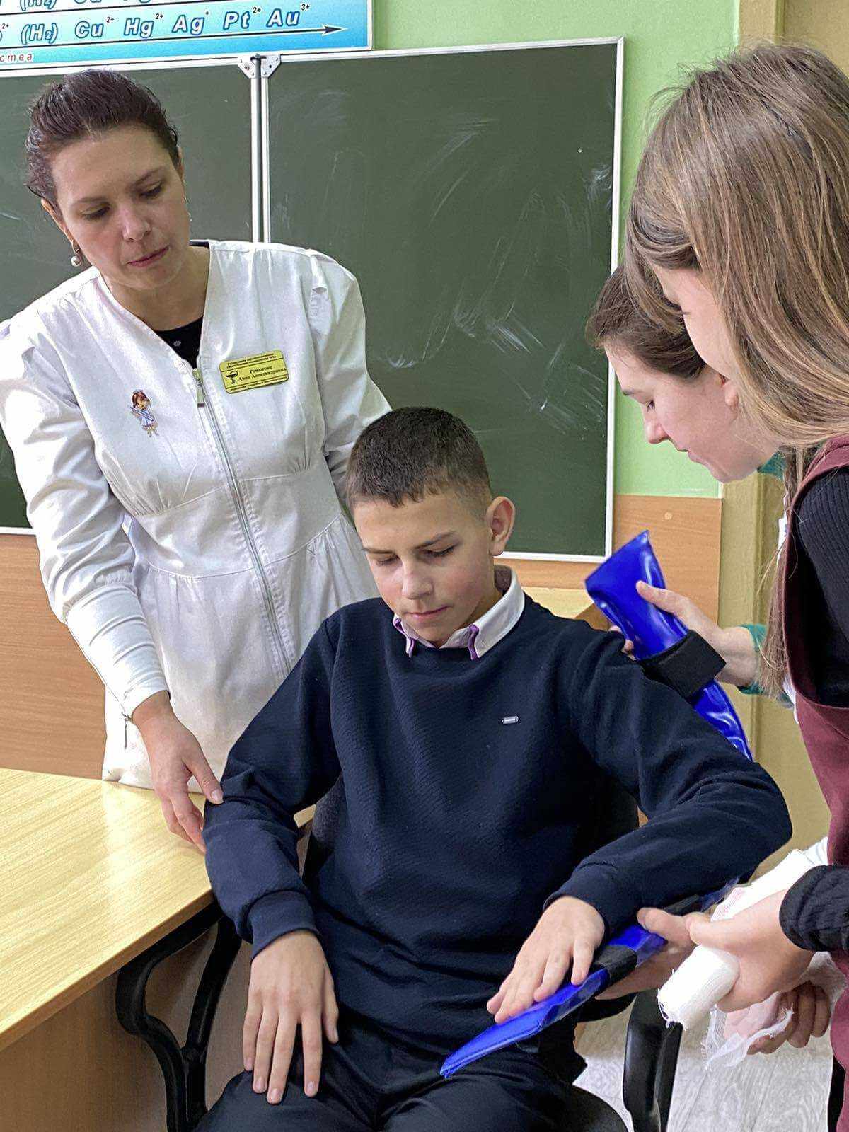 Медицинские сестры поликлиники №3 Могилева провели профориентационное мероприятие для школьников