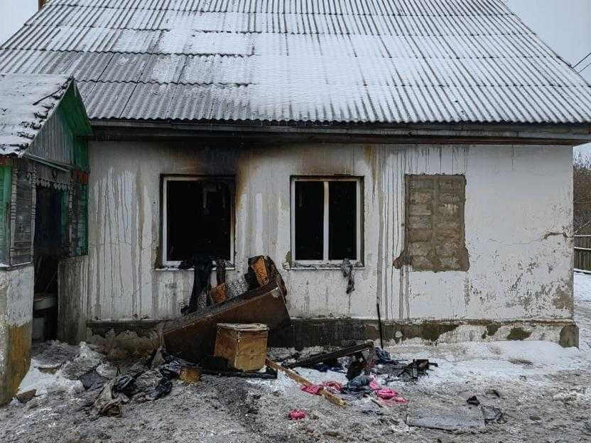 На улице Заречной в Могилёве горел дом