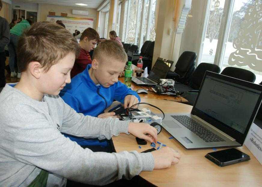 Областной турнир по робототехнике прошел в Могилеве
