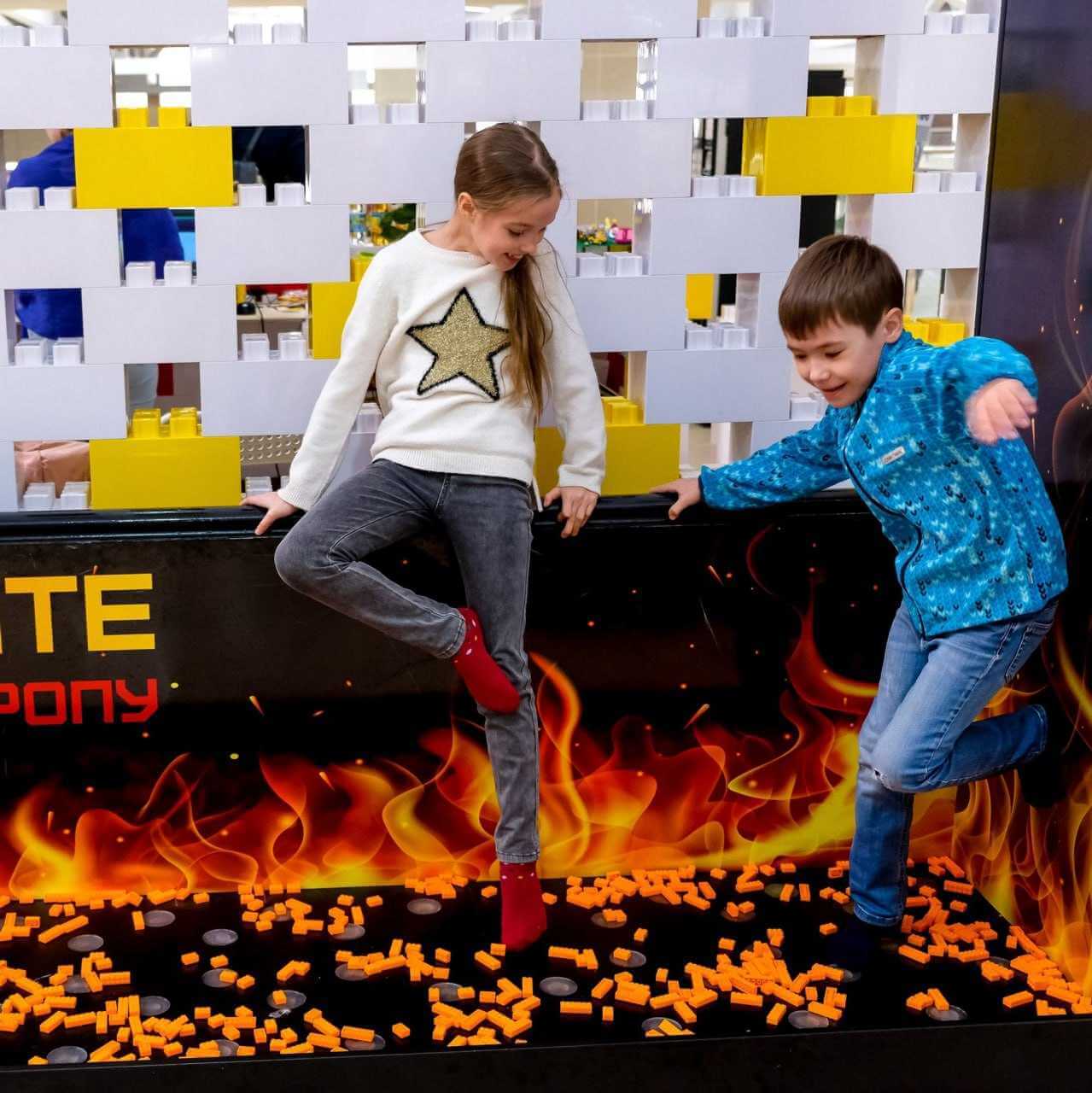 2000 могилевчан уже посетили интерактивную выставку Легоу