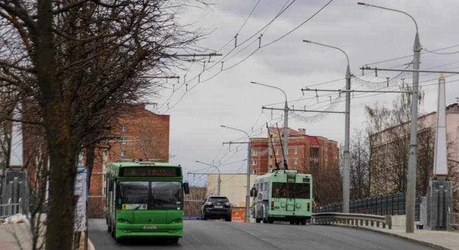 Дополнительные рейсы автобусов и троллейбусов организуют в Могилеве