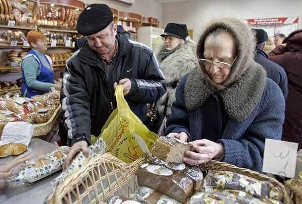 66-летний пенсионер в Могилеве понемногу выносил товар из магазина