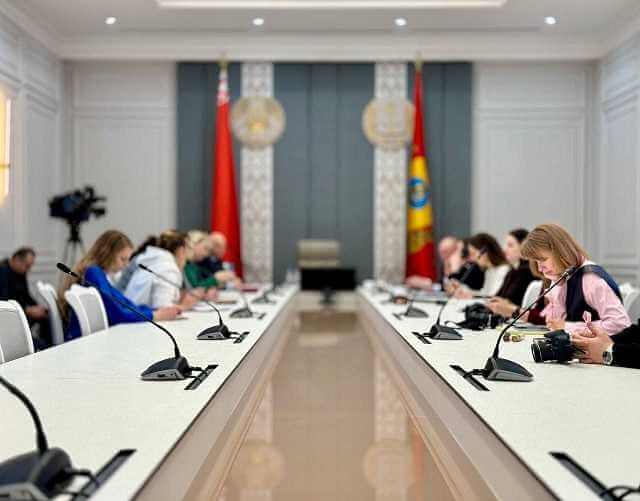 В облисполкоме Могилева обсудили запуск системы бесконтактной оплаты в троллейбусах