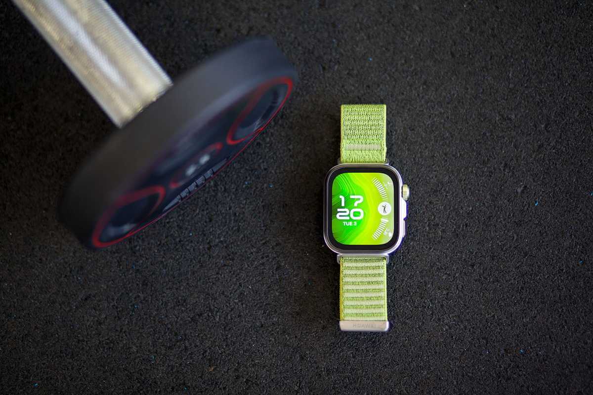 C:\Users\b84320589\Desktop\PR\PHOTO\Q2 New wearables\04.06.2025\ХУАВЭЙ33-1\IMG_9210.JPG