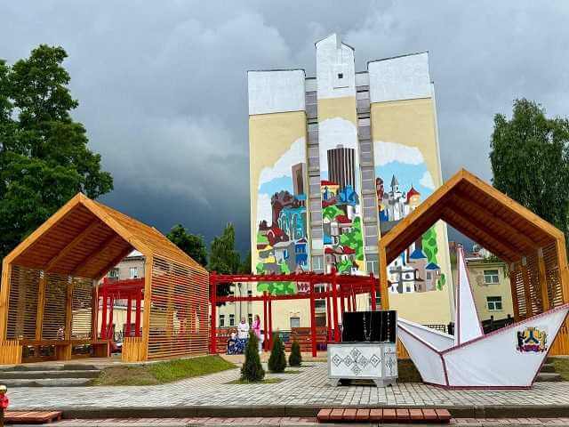 В День города Могилева торжественно открыли Хабаровский дворик