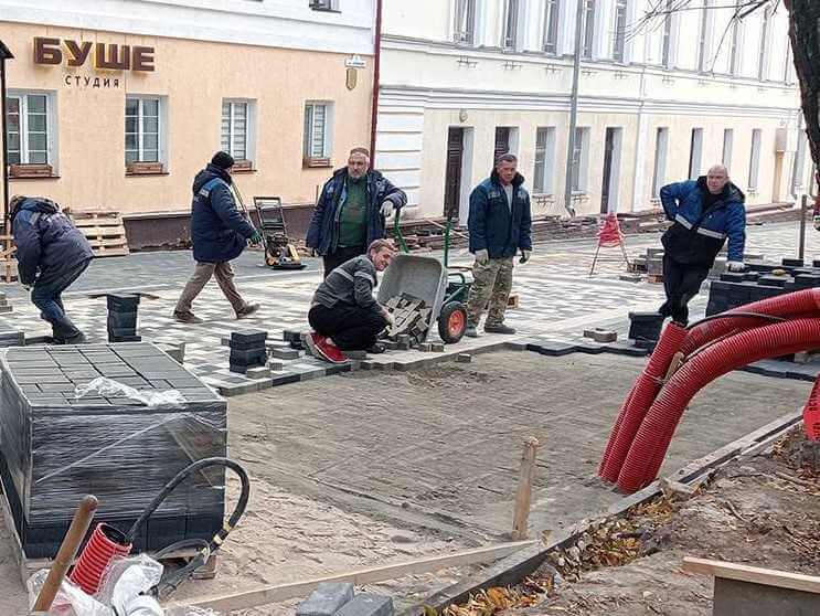 В Могилеве на Ленинской преображаются дворы
