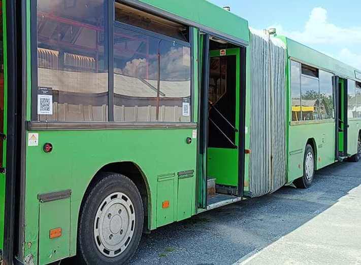 Могилевчанка упала, выходя из автобуса, а потом потребовала 5 тысяч рублей компенсации морального вреда