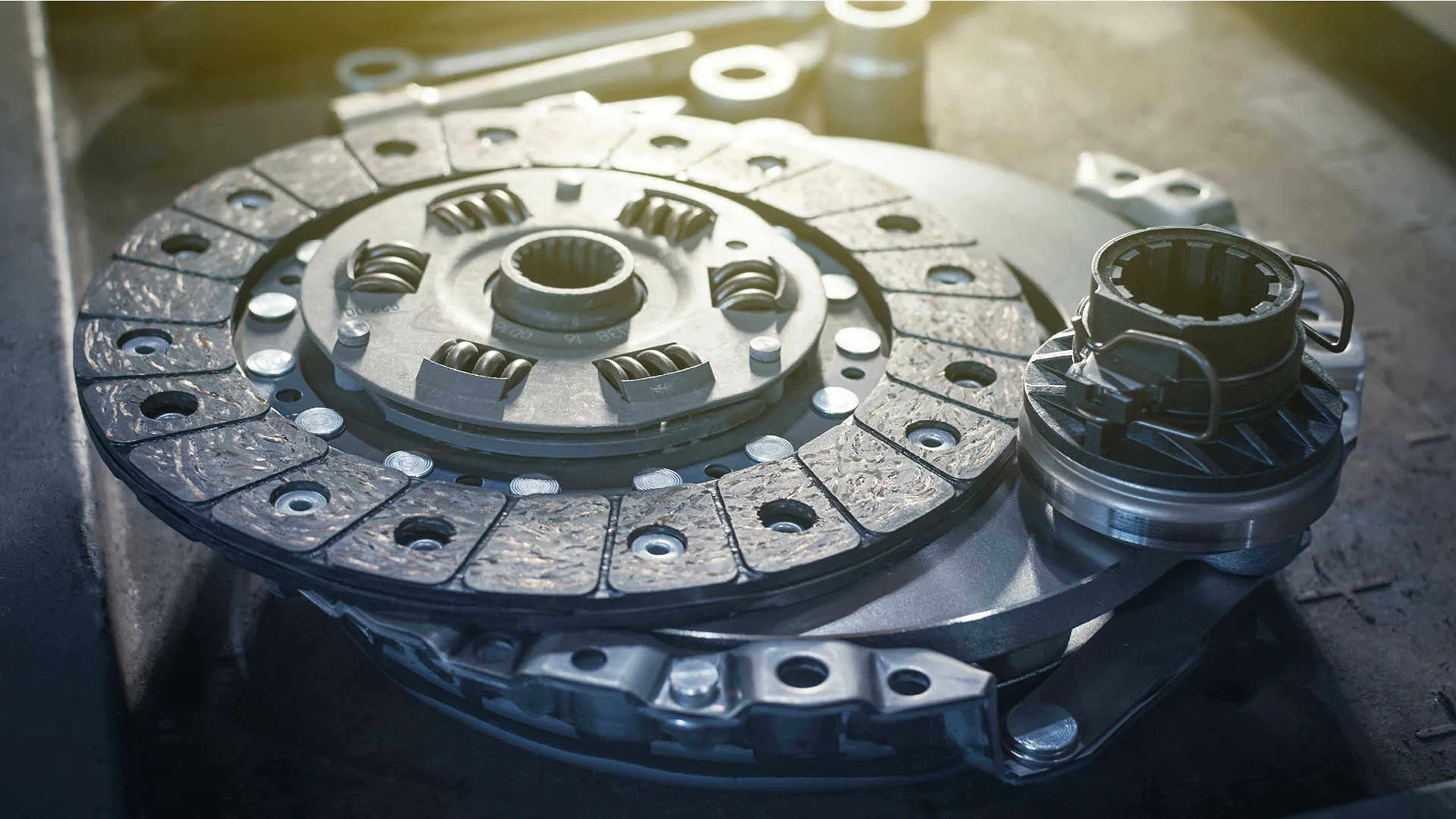 Сколько служит сцепление в современных авто и как продлить его ресурс